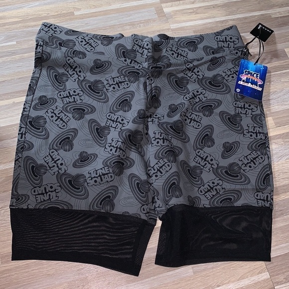 TORRID space jam 2 mesh panel bike shorts! - Picture 6 of 6